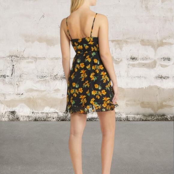 TOPSHOP NWOT Floral Wrap Strappy Mini Dress Size 4 - Picture 2 of 8